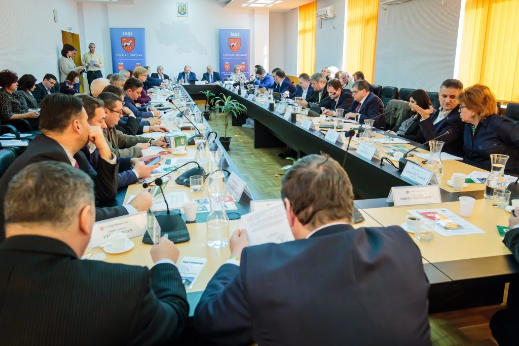 Plenul Consiliului Județean se reunește mâine. Bugetul județului, principalul punct de discuție